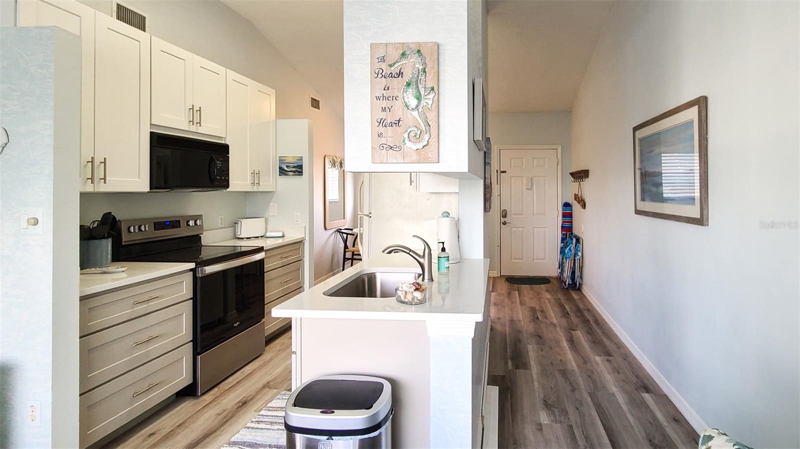 VILLA BLDG 58 - Residential Lease