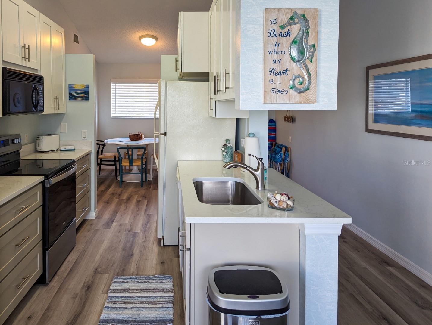 VILLA BLDG 58 - Residential Lease