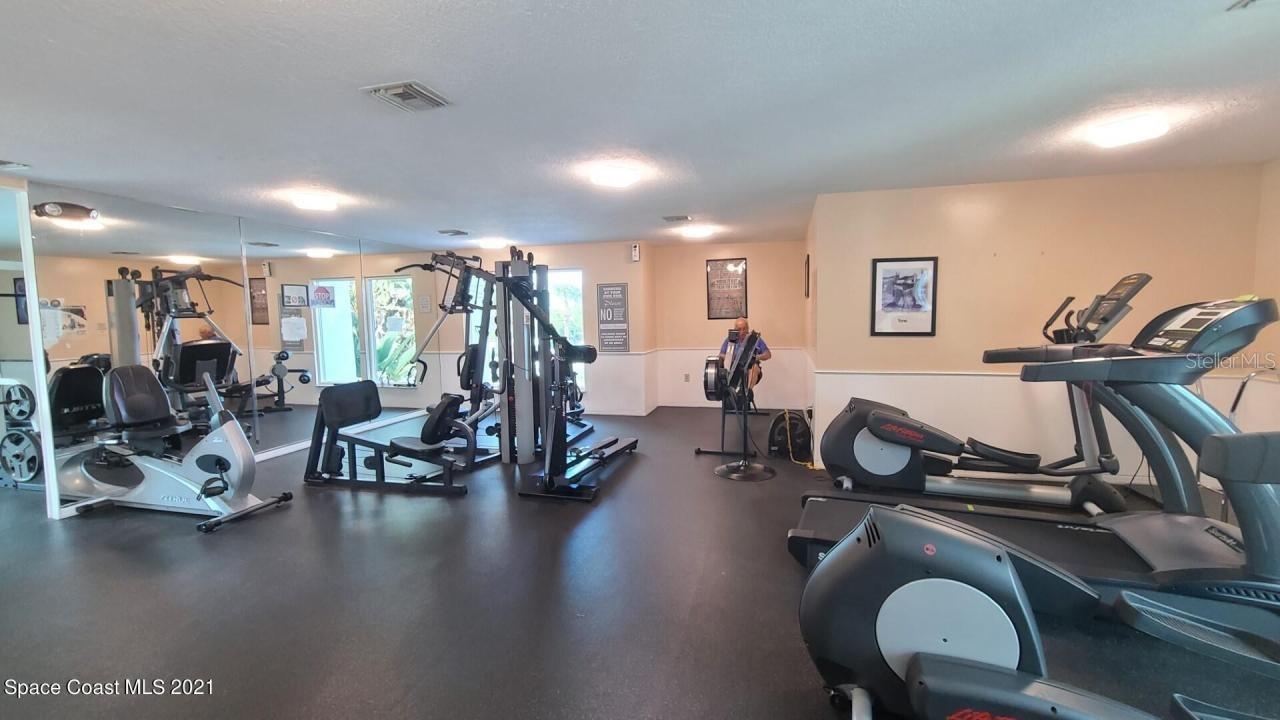 VILLA BLDG 58 - Residential Lease