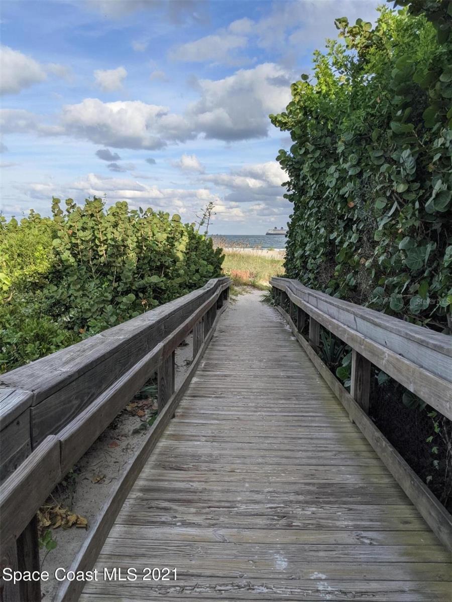 VILLA BLDG 58 - Residential Lease