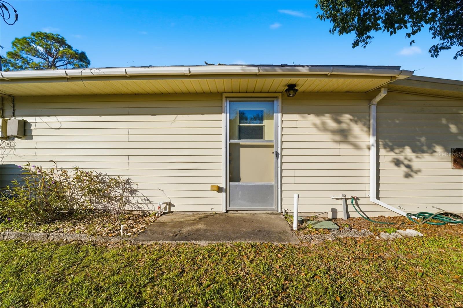 WEEKI WACHEE ACRES - Residential