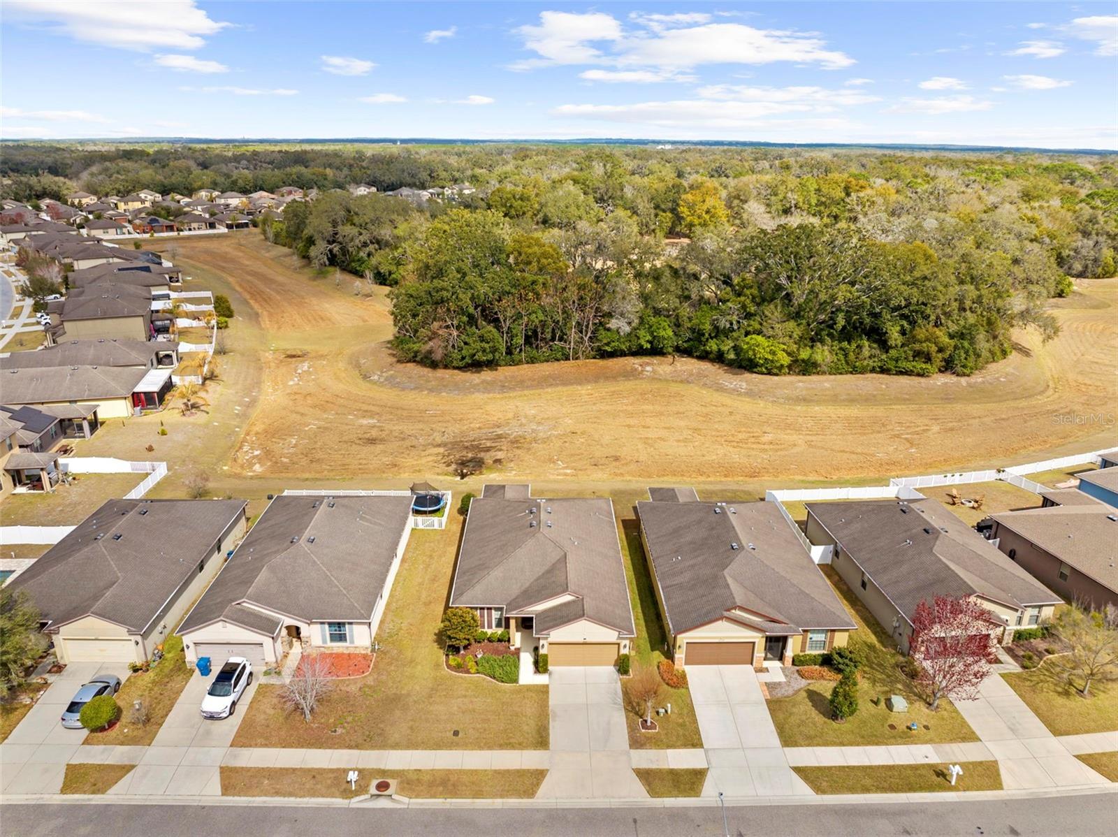 TRILLIUM VILLAGE E PH 1 - Residential