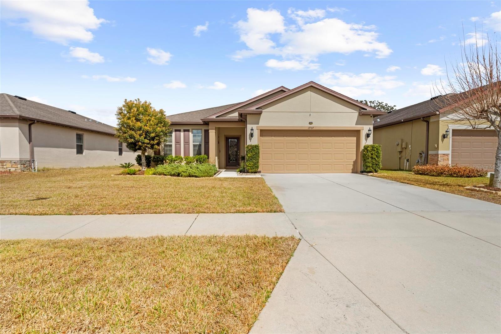 TRILLIUM VILLAGE E PH 1 - Residential