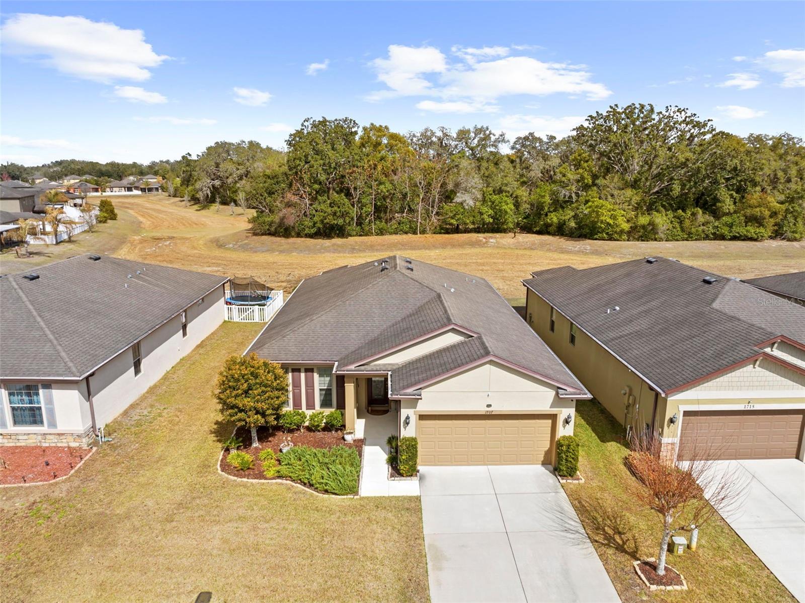 TRILLIUM VILLAGE E PH 1 - Residential