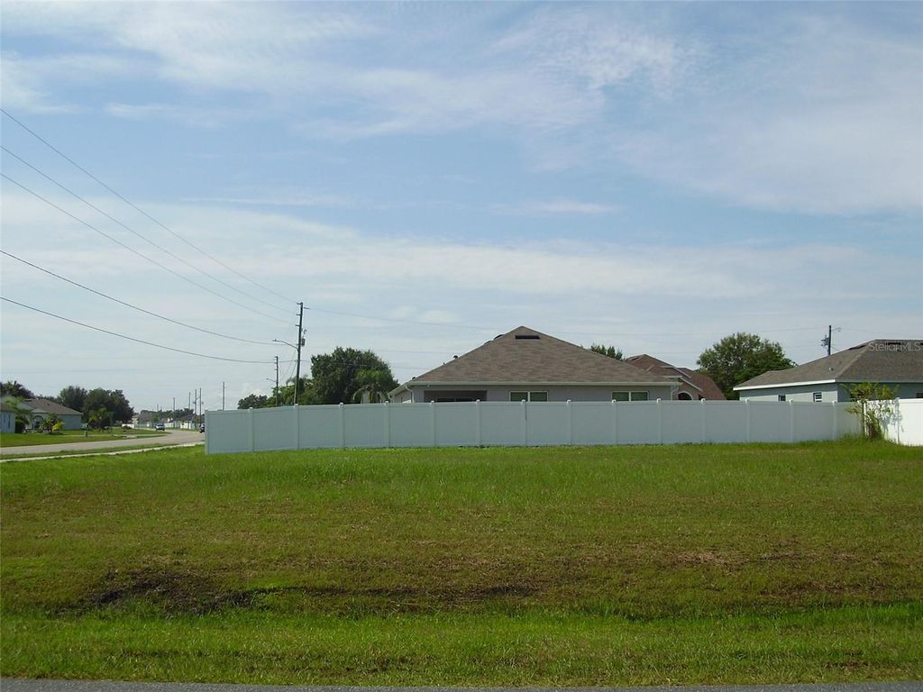 Photo of 800 Carrousel Lane, Kissimmee, FL 34759 (MLS # R4909978)
