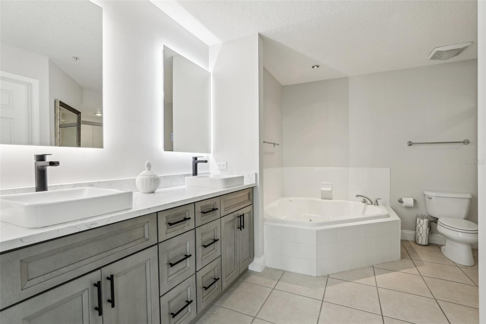 HARBOUR VILLAGE CONDO - Residential