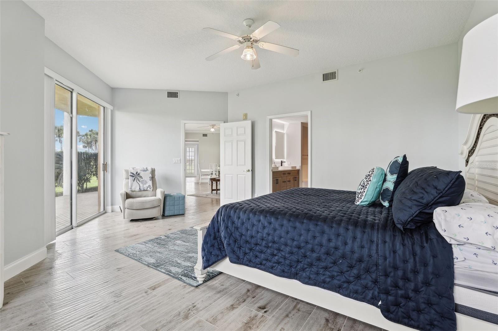 HARBOUR VILLAGE CONDO - Residential