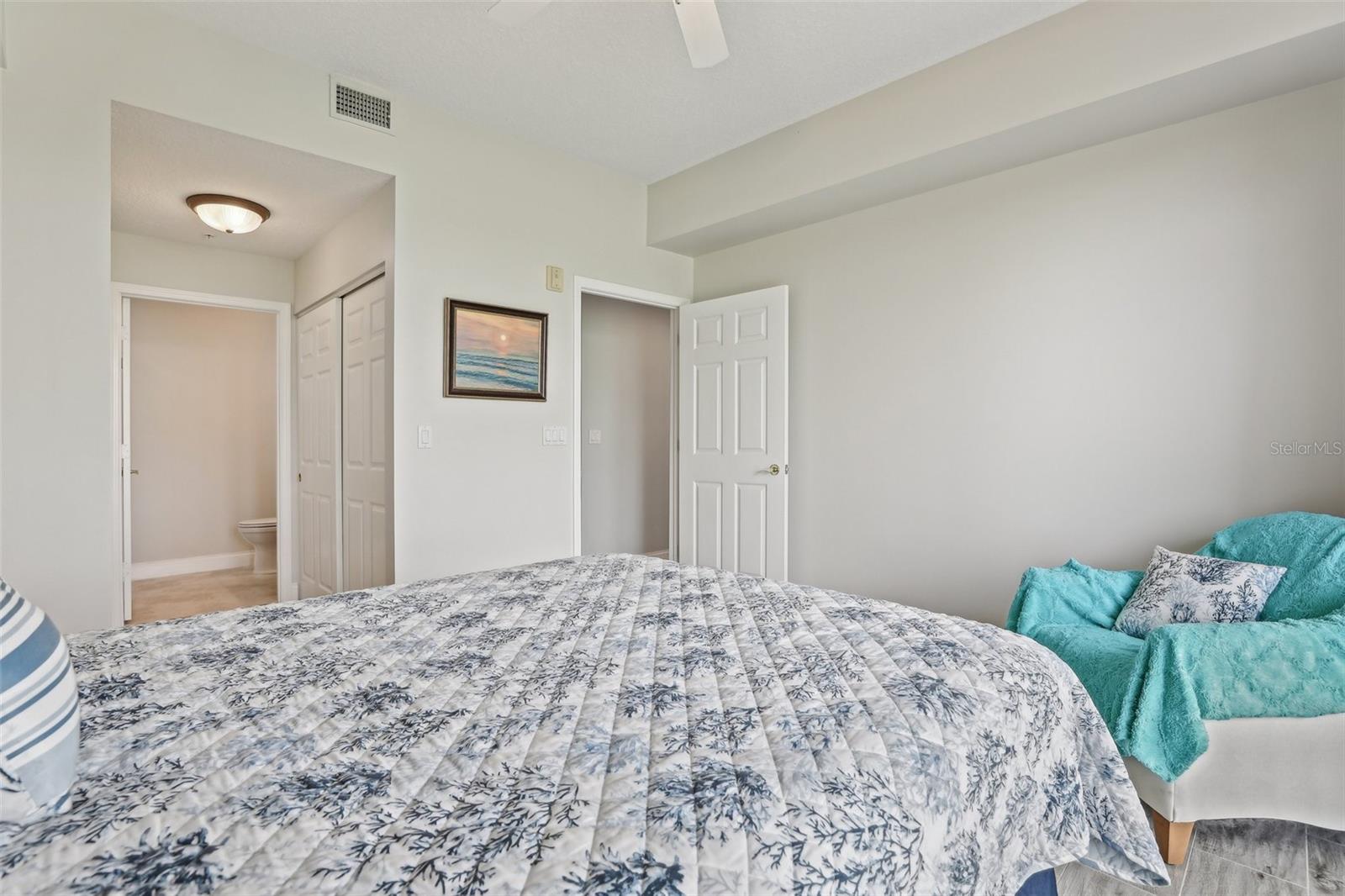 HARBOUR VILLAGE CONDO - Residential