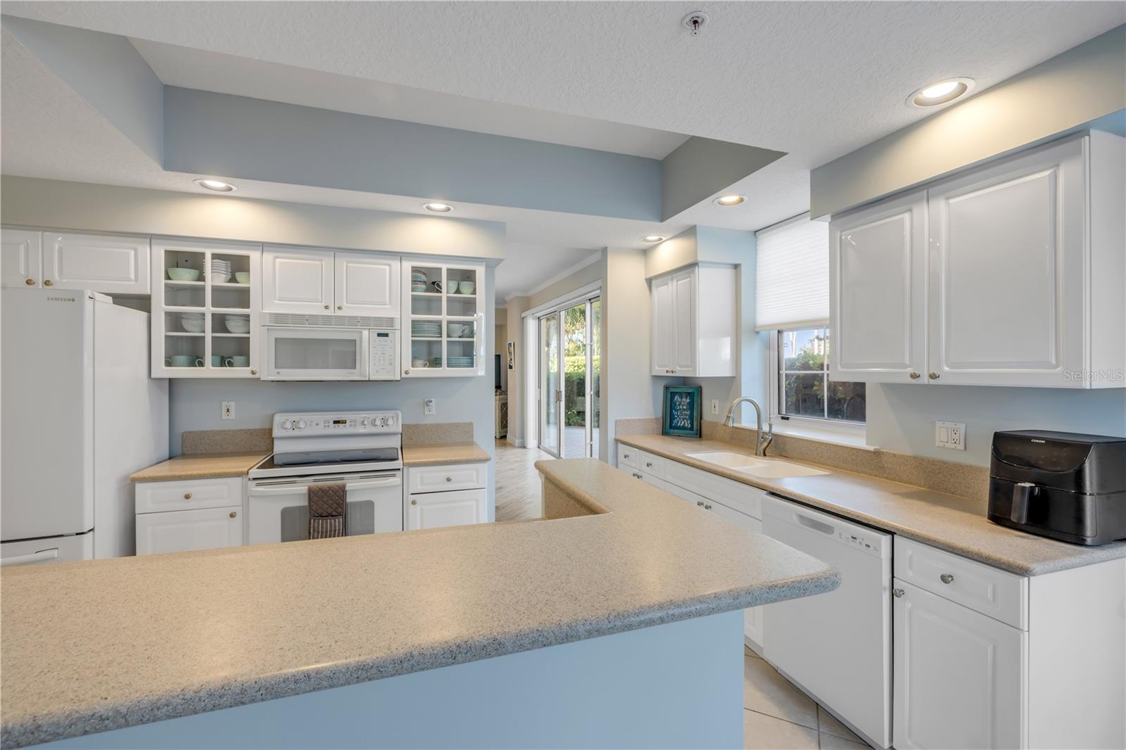 HARBOUR VILLAGE CONDO - Residential