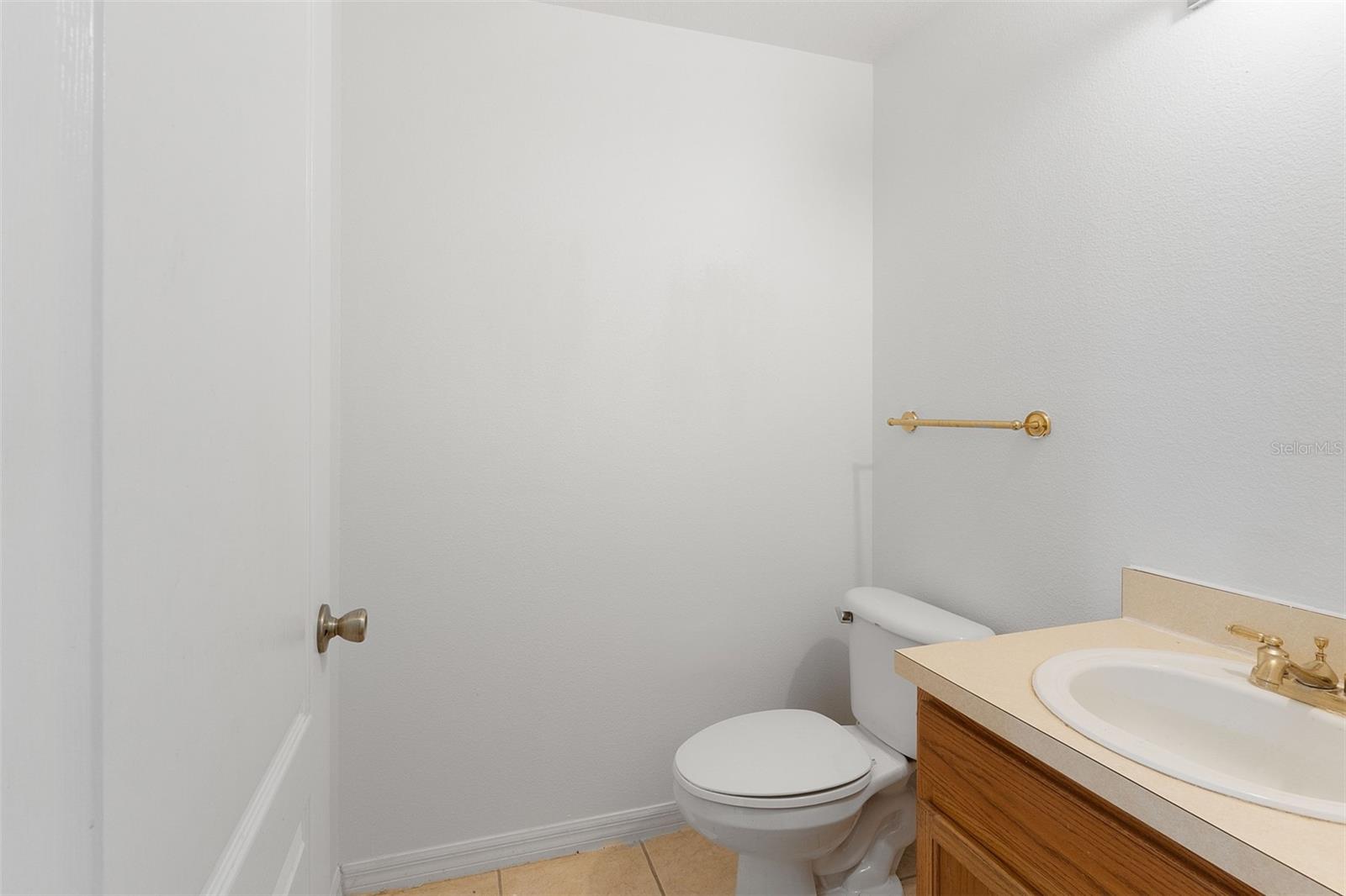 BAKERS CROSSING PH I - Residential Lease