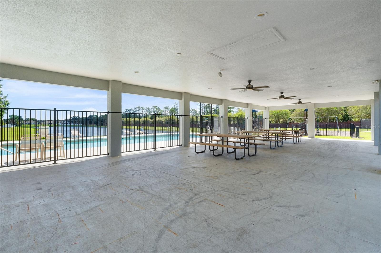 BAKERS CROSSING PH I - Residential Lease