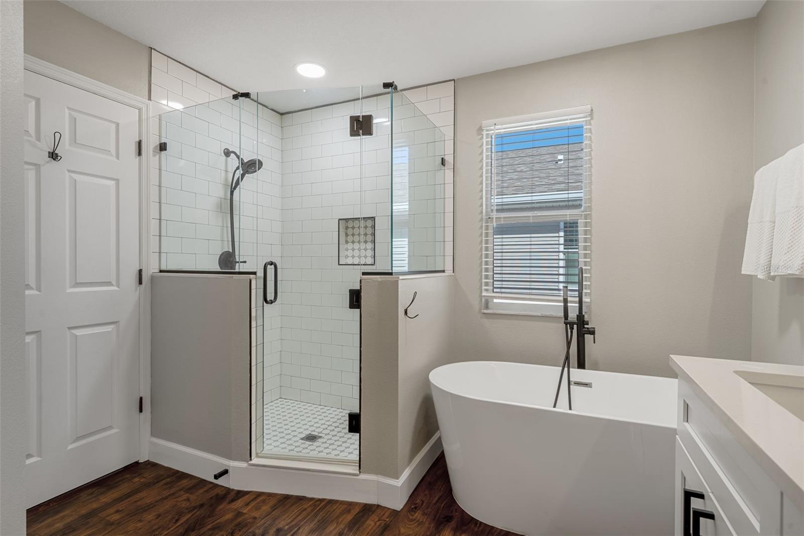 HERNANDO BEACH - Residential