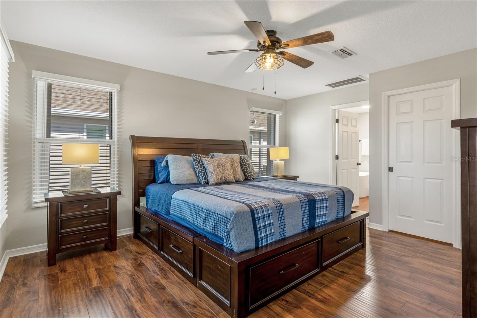 HERNANDO BEACH - Residential