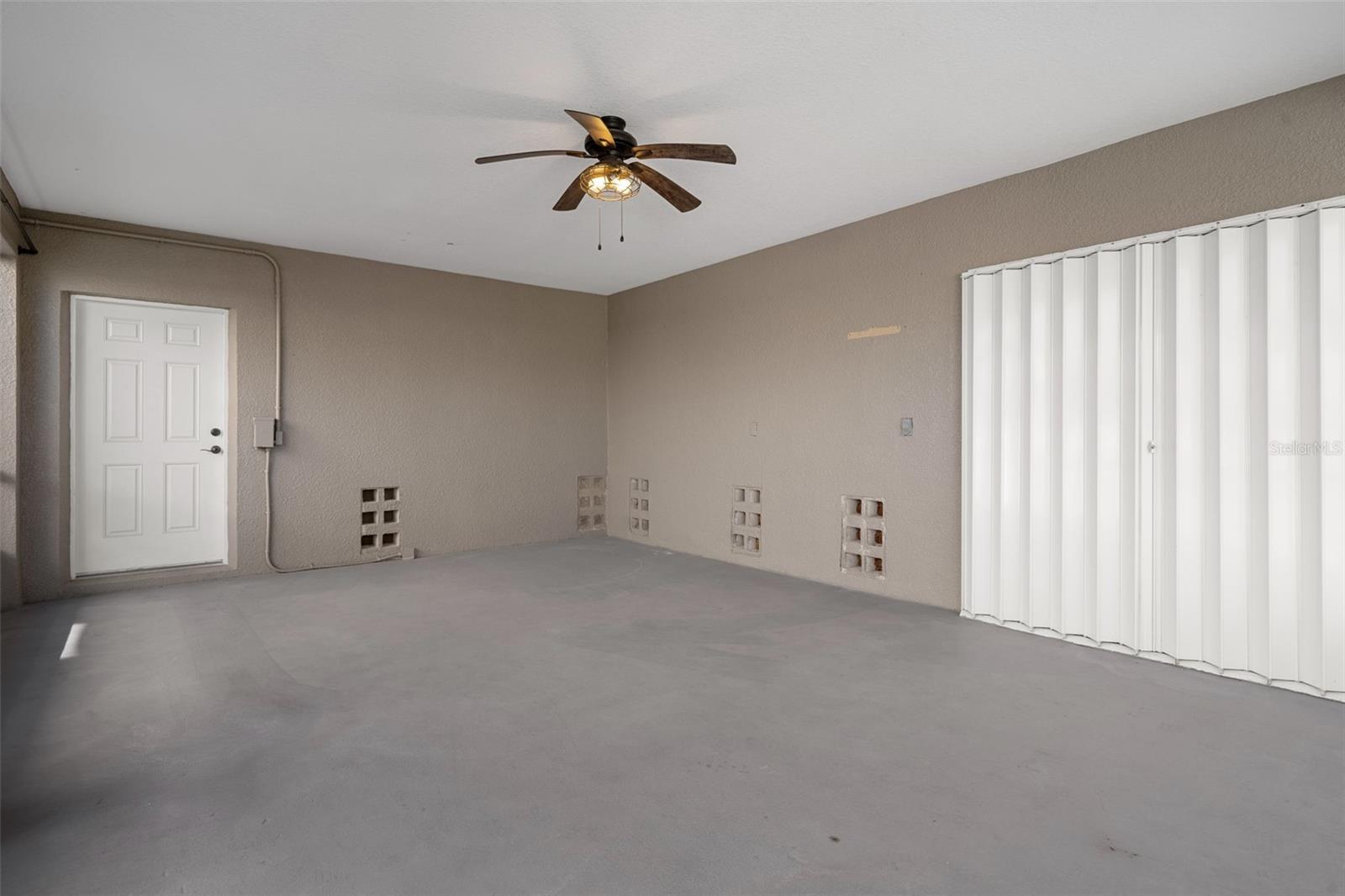 HERNANDO BEACH - Residential