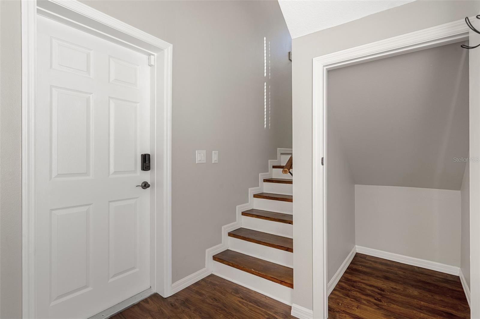 HERNANDO BEACH - Residential