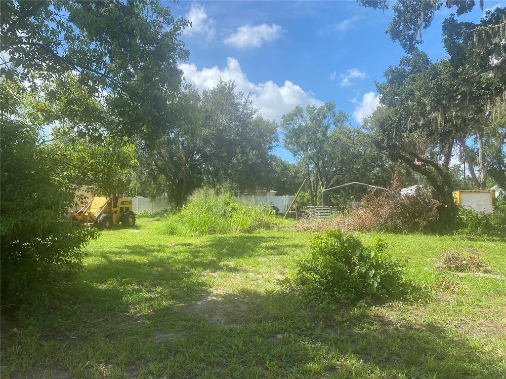 Photo of 11931 82nd Lane E, Parrish, FL 34219 (MLS # TB8406878)