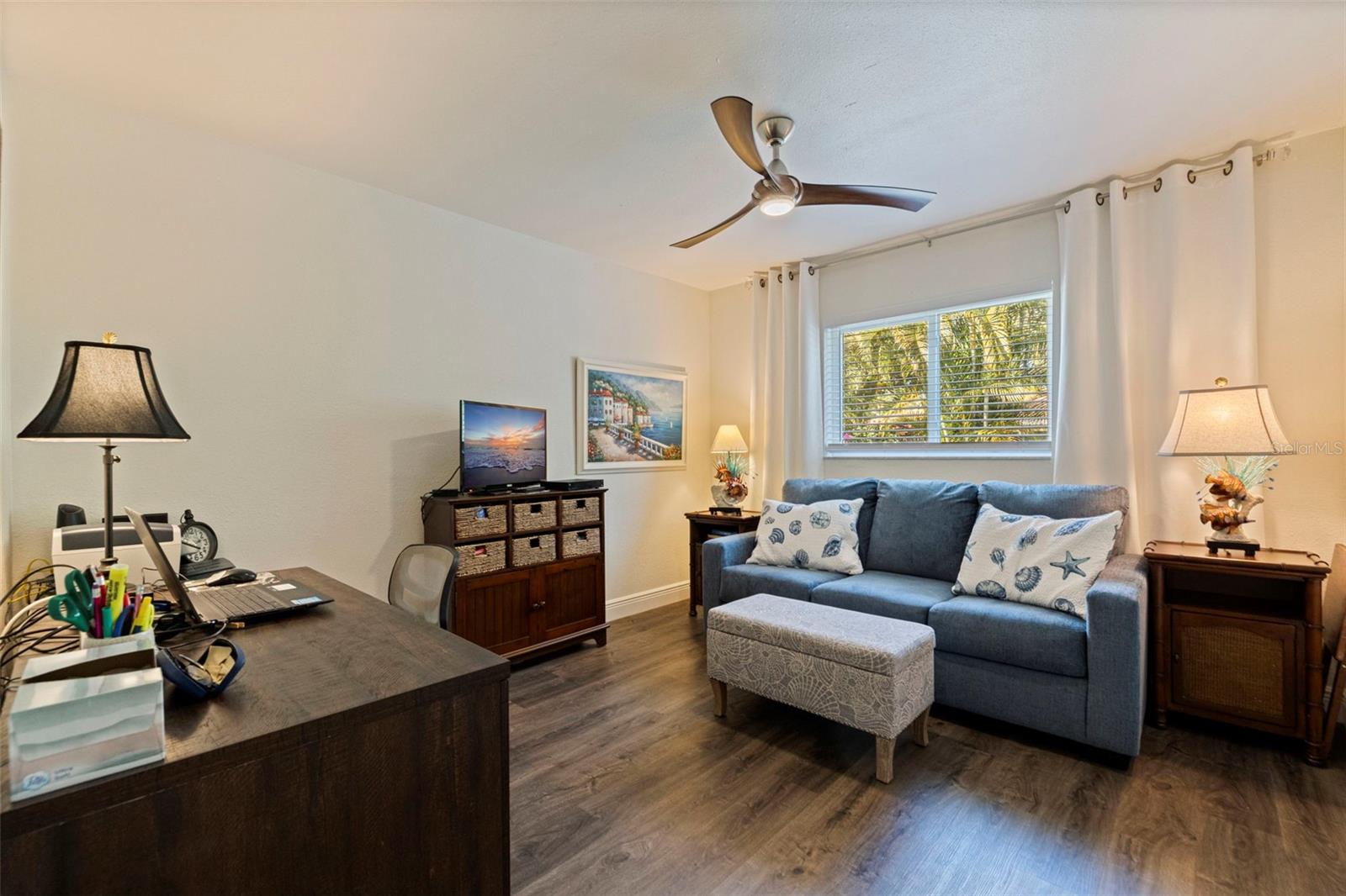 BAHAMA BEACH REP - Residential