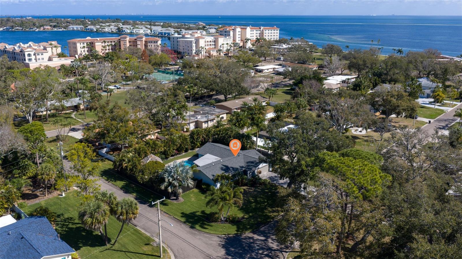 BAHAMA BEACH REP - Residential