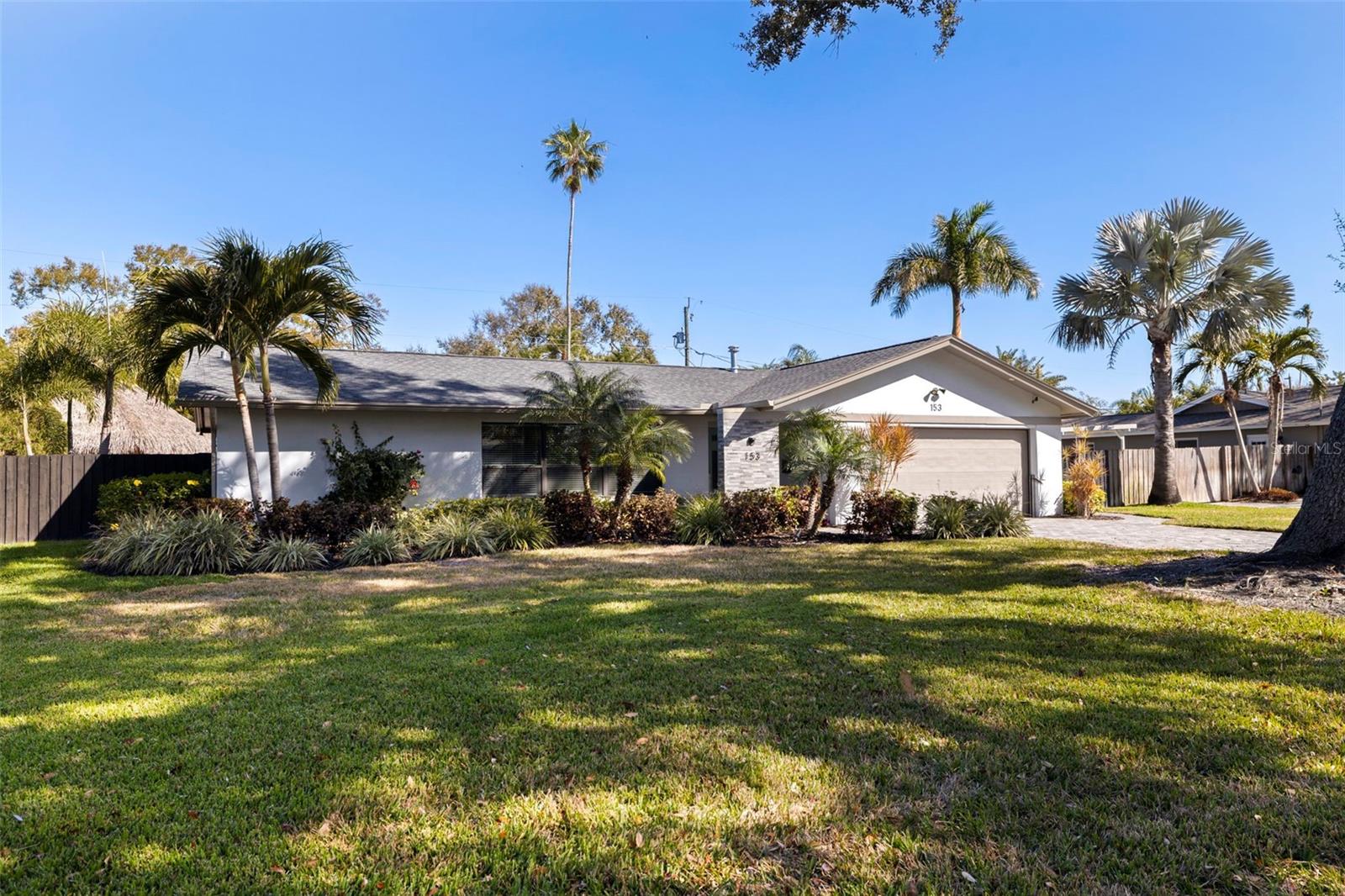 BAHAMA BEACH REP - Residential