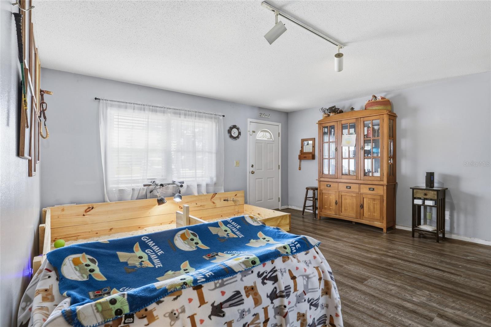 BELMONT PINES - Residential