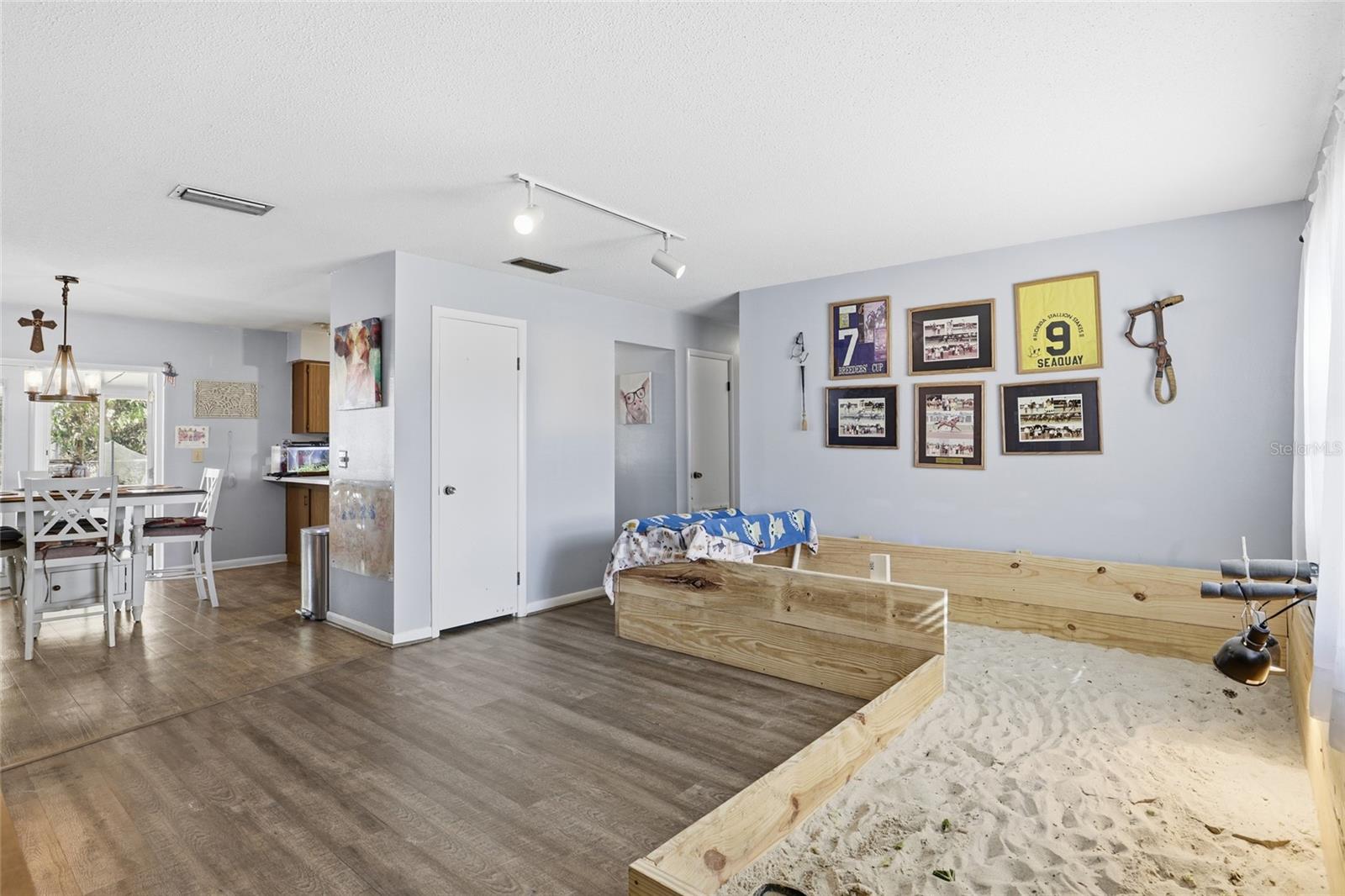 BELMONT PINES - Residential