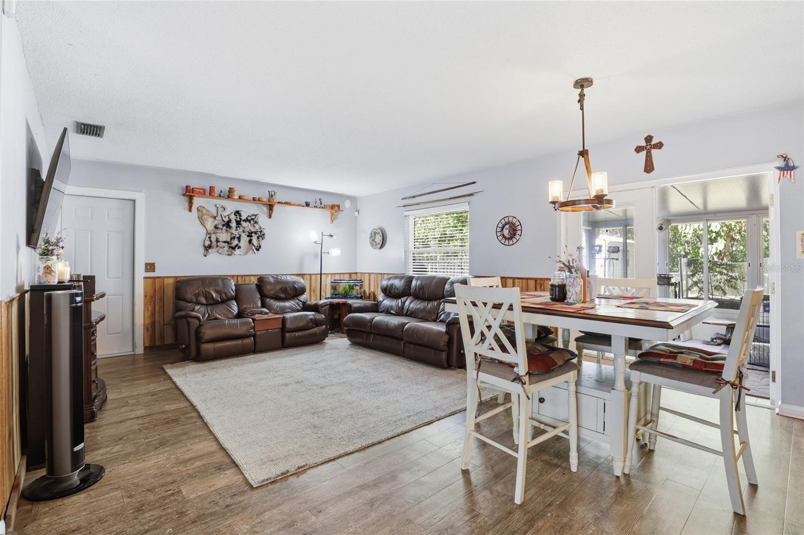 BELMONT PINES - Residential