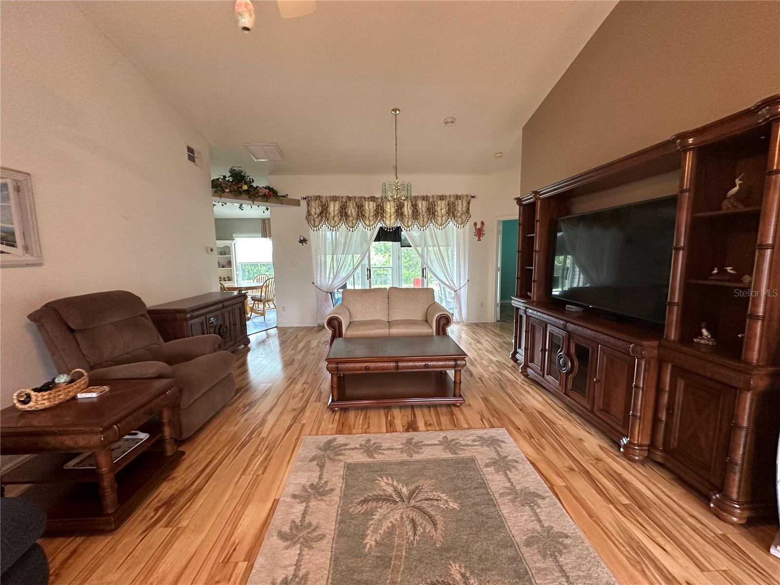 PLANTATION AT LEESBURG GREENTREE - Residential