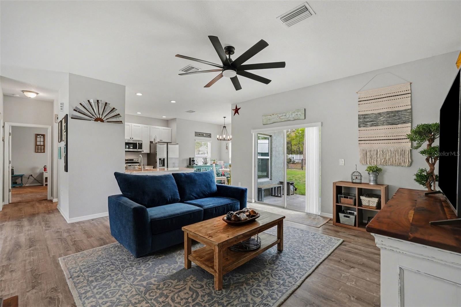 ROYAL HIGHLANDS - Residential