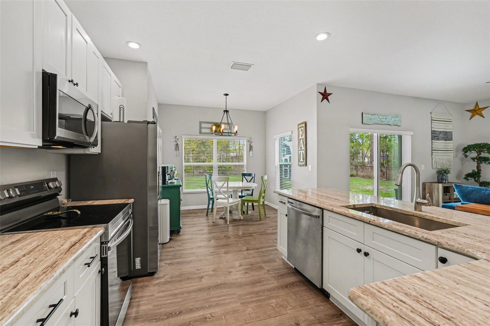 ROYAL HIGHLANDS - Residential