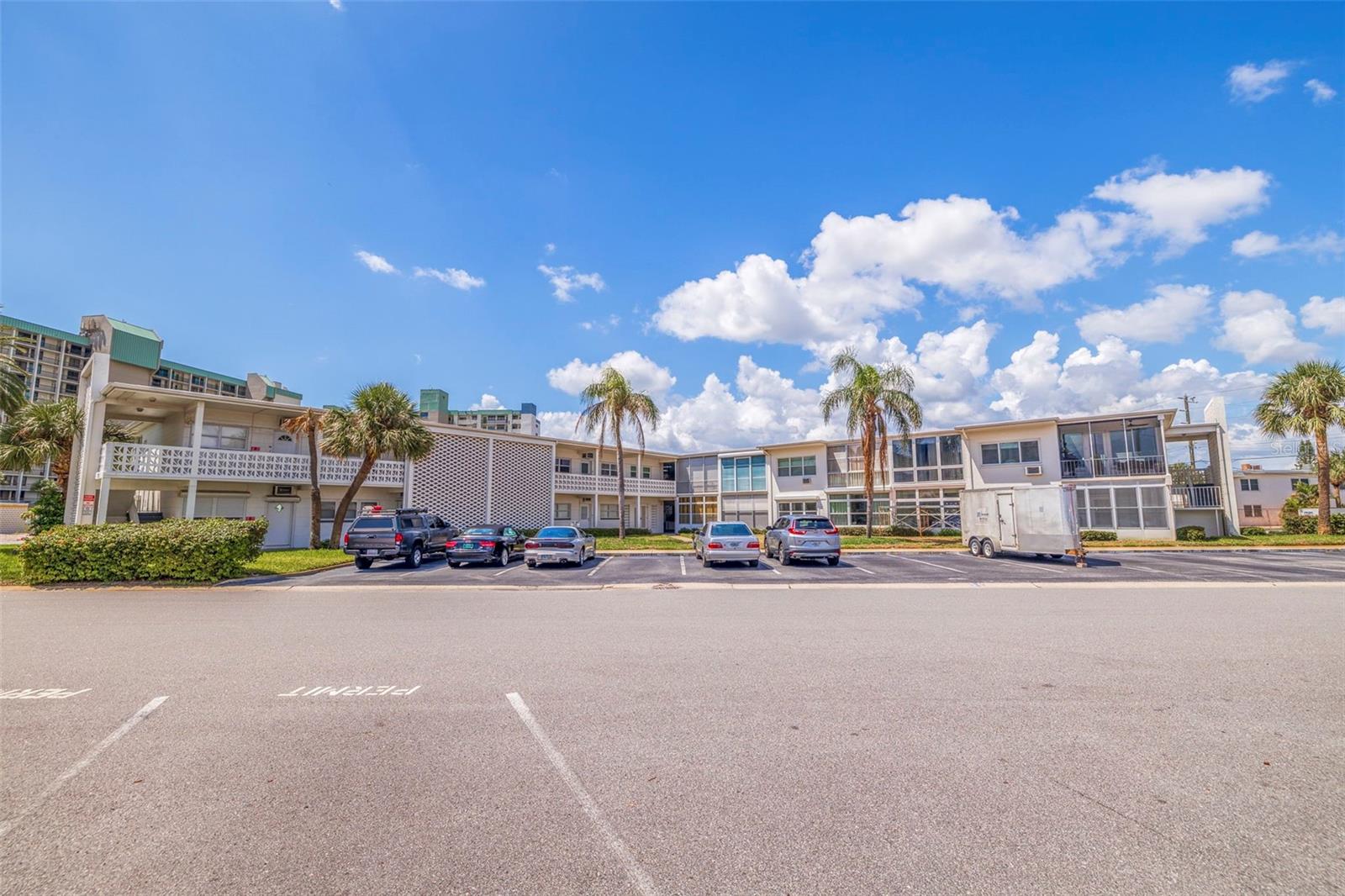 SUNSET PLAZA APTS CONDO - Residential