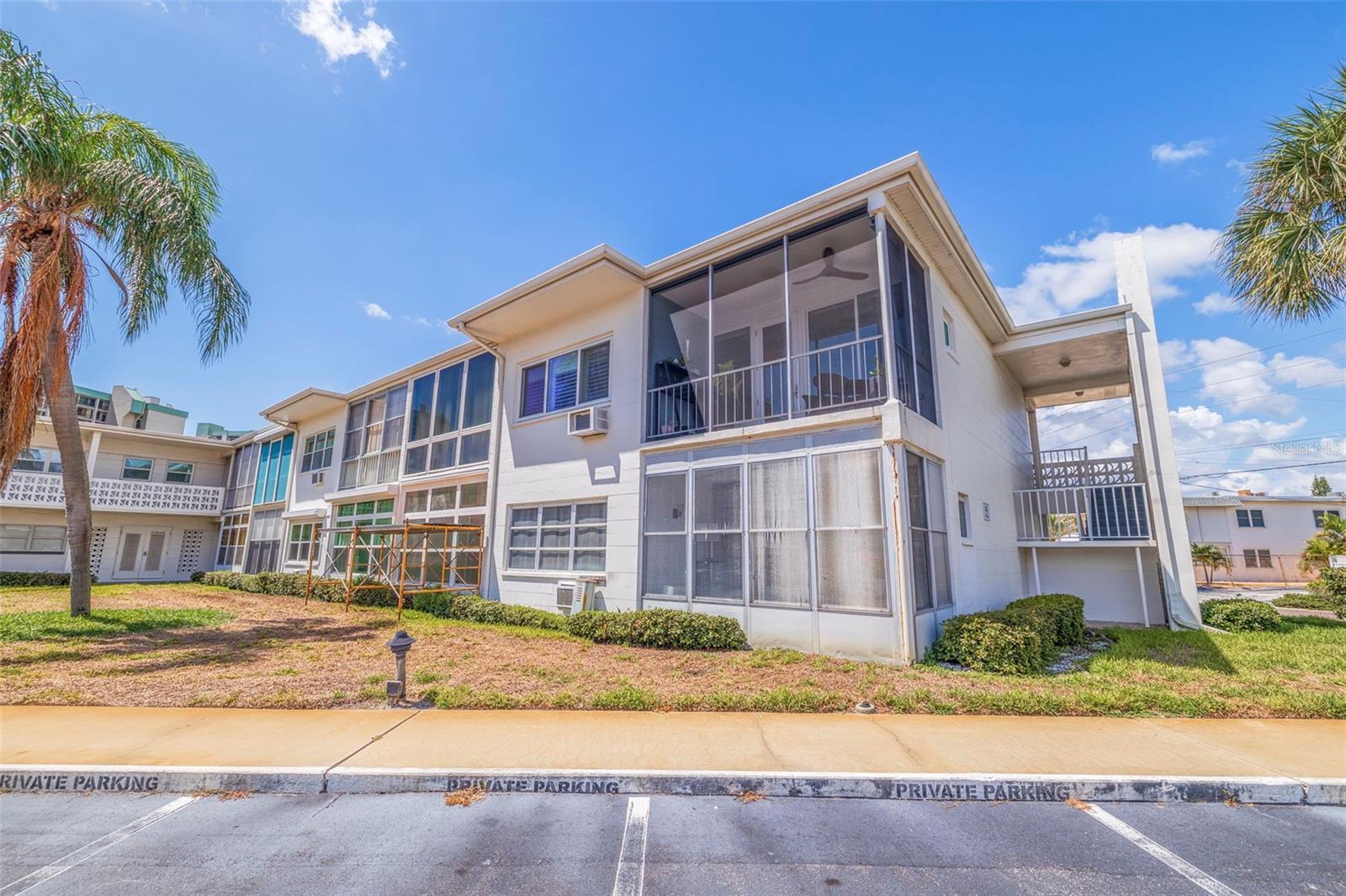 SUNSET PLAZA APTS CONDO - Residential