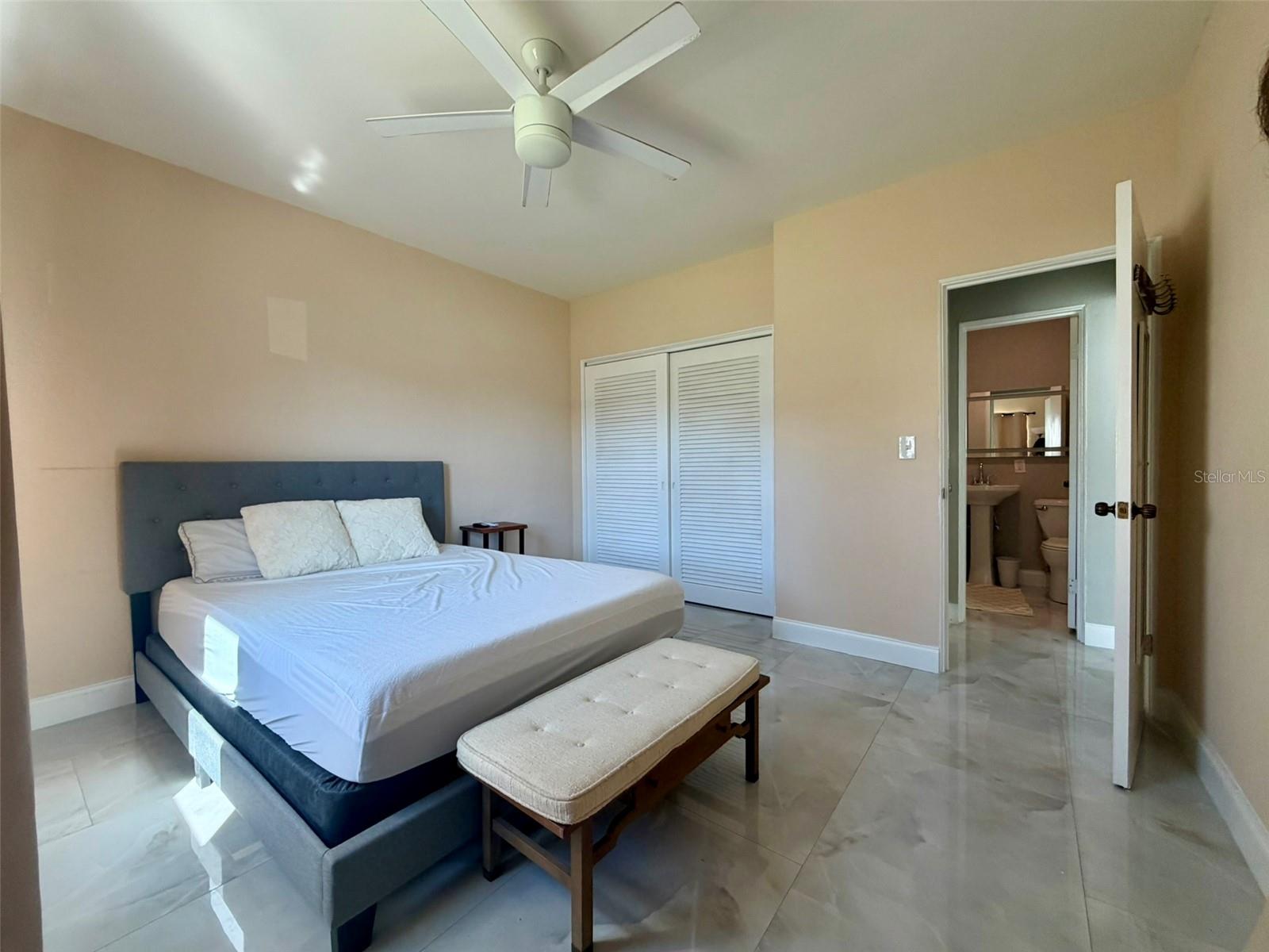 SUNSET PLAZA APTS CONDO - Residential