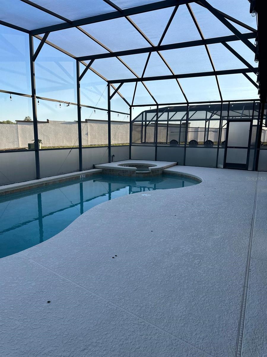 AVIANA PH 01 - Residential