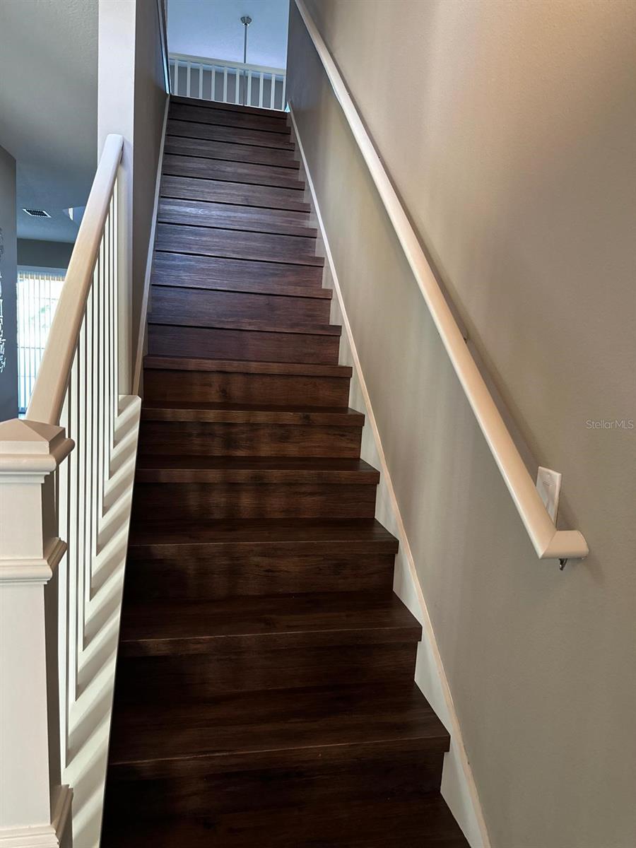 AVIANA PH 01 - Residential