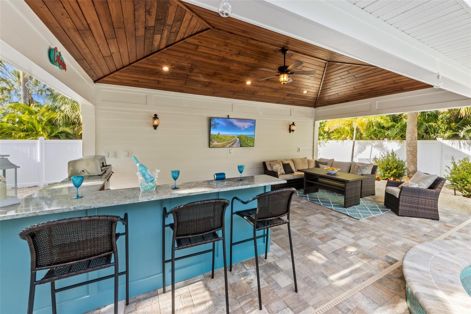 ANNA MARIA BEACH - Residential