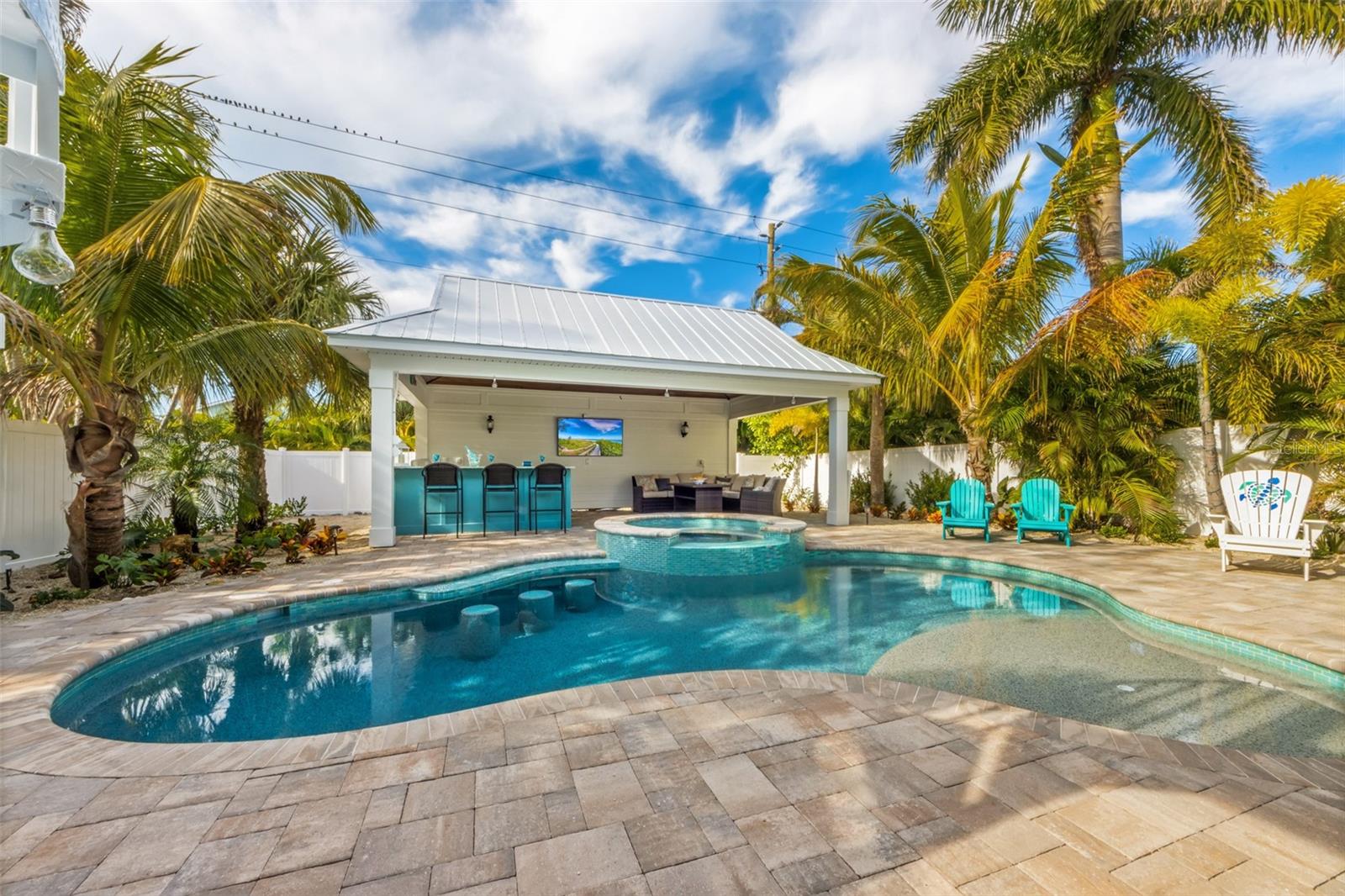 ANNA MARIA BEACH - Residential