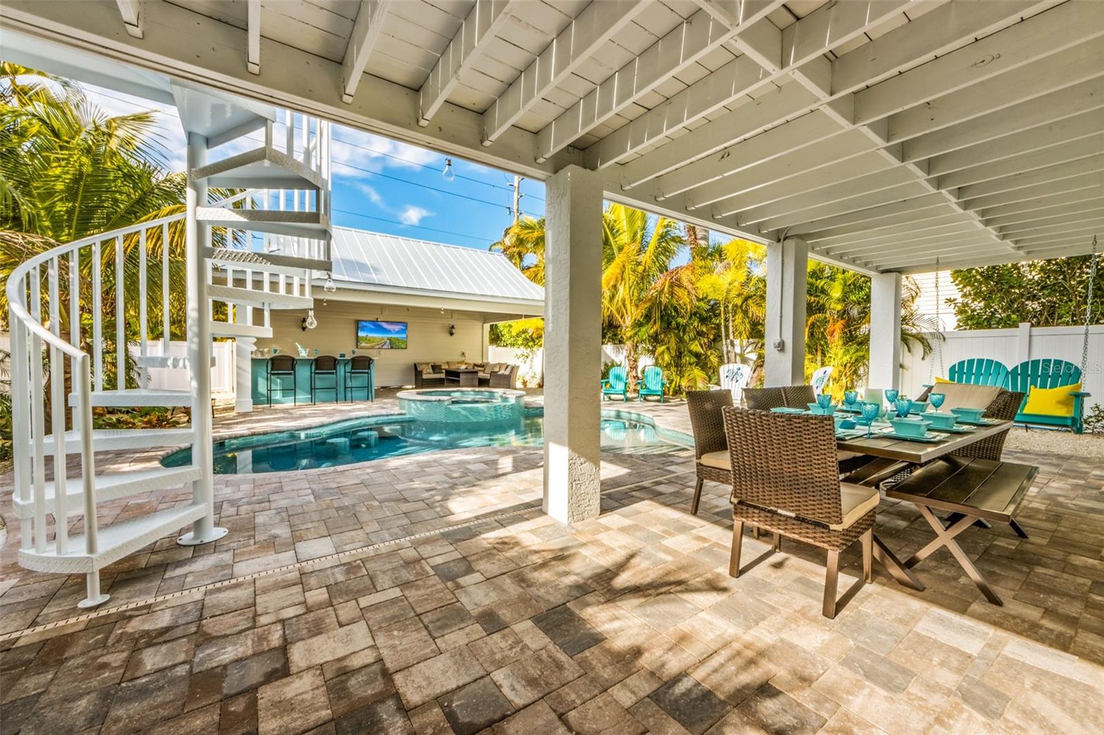 ANNA MARIA BEACH - Residential