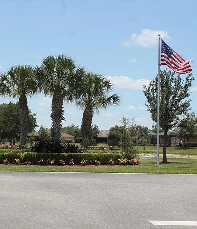 SUNCOAST LAKES - Residential