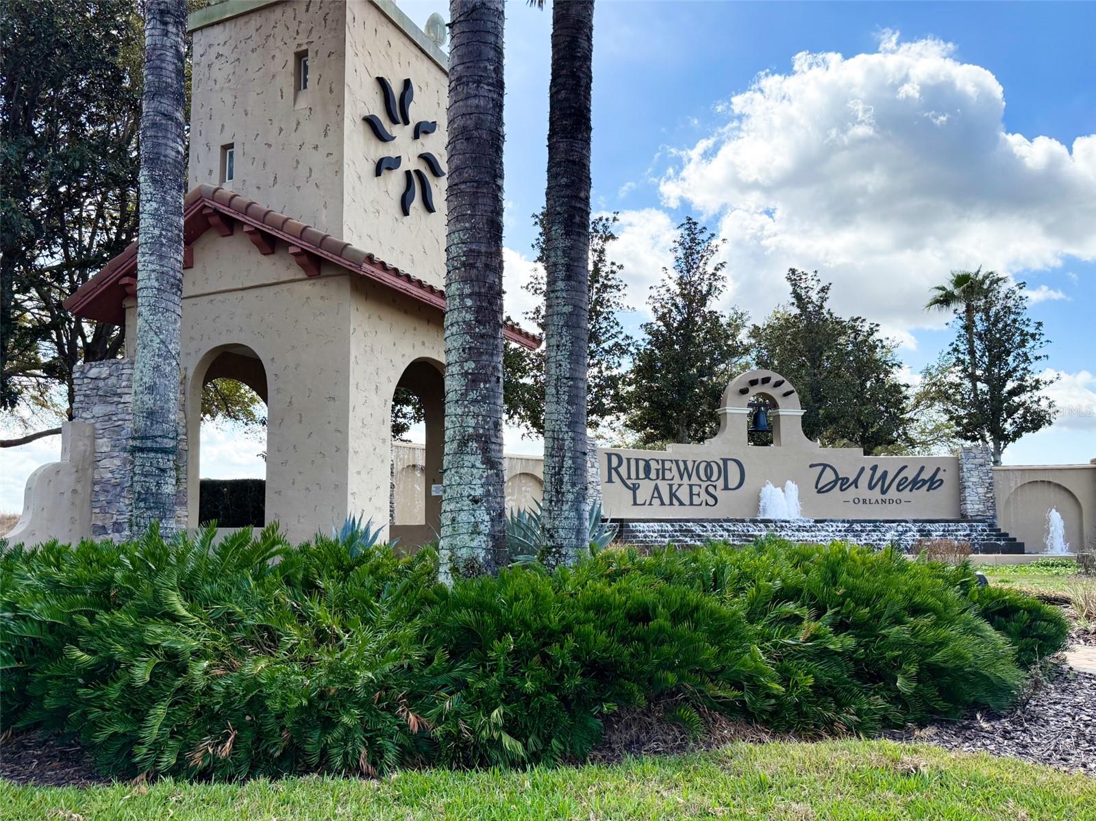 ATRIA/RIDGEWOOD LAKES - Residential