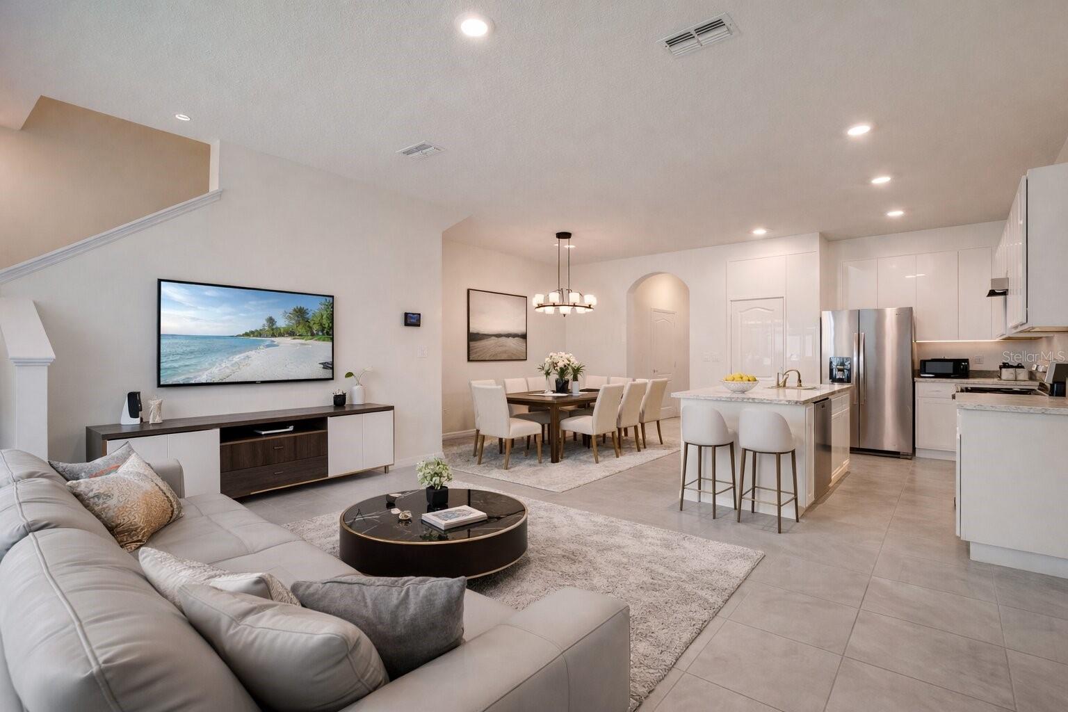 ATRIA/RIDGEWOOD LAKES - Residential