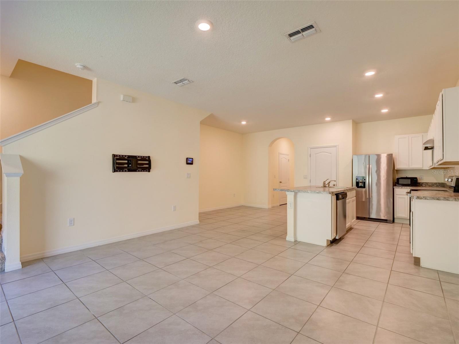 ATRIA/RIDGEWOOD LAKES - Residential