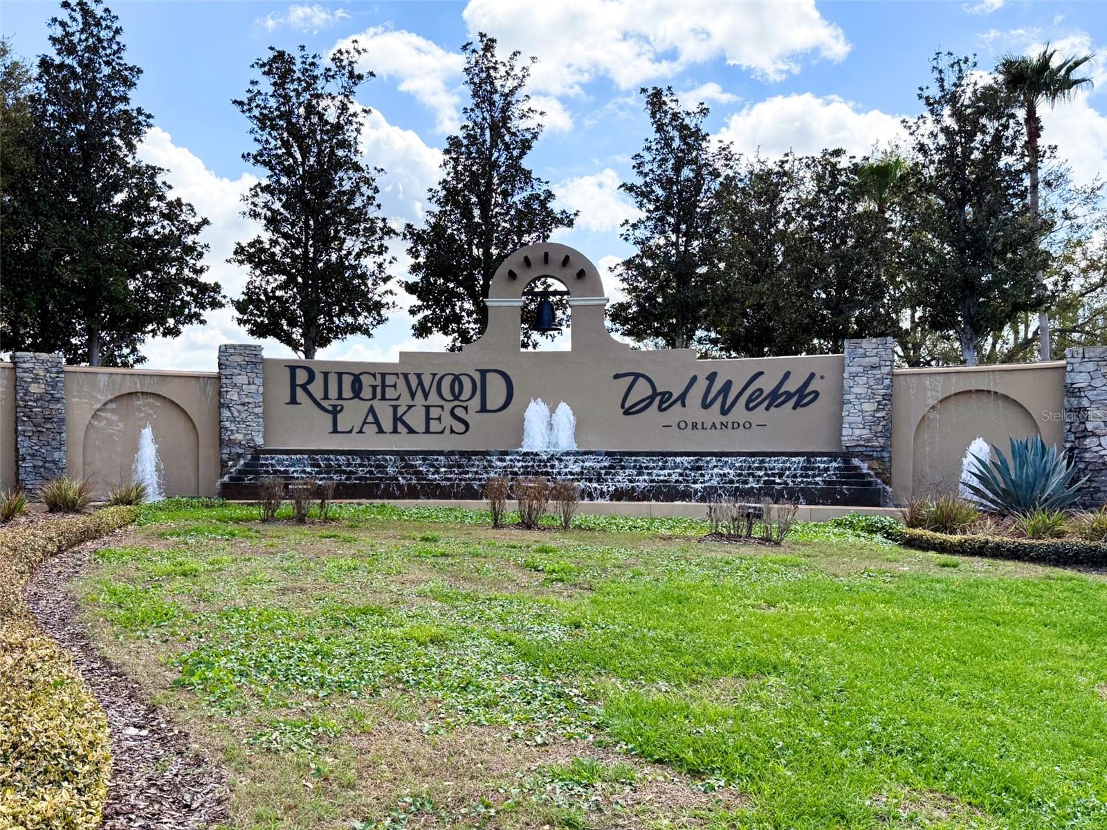 ATRIA/RIDGEWOOD LAKES - Residential