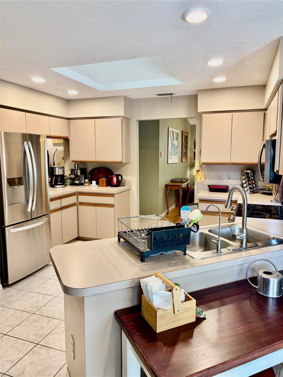 RAINBOW SPGS 5TH REP - Residential