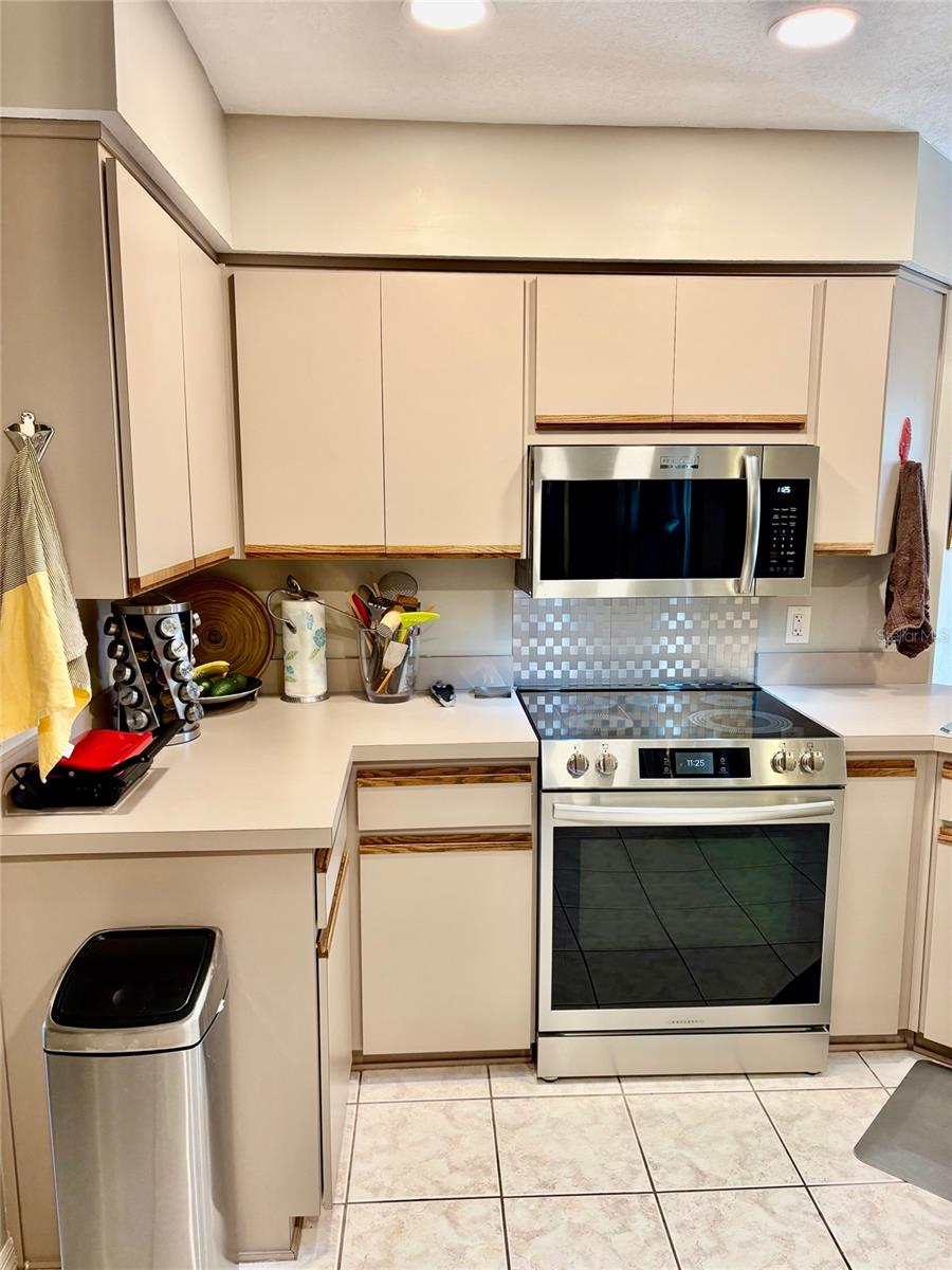 RAINBOW SPGS 5TH REP - Residential