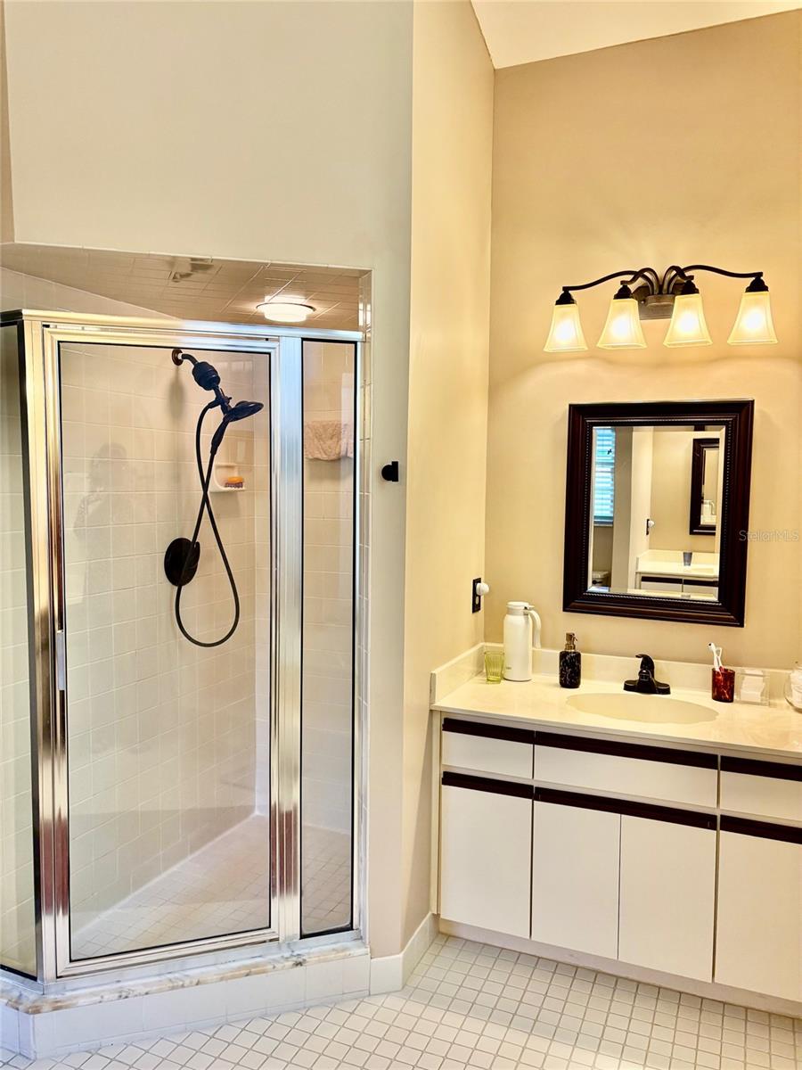 RAINBOW SPGS 5TH REP - Residential