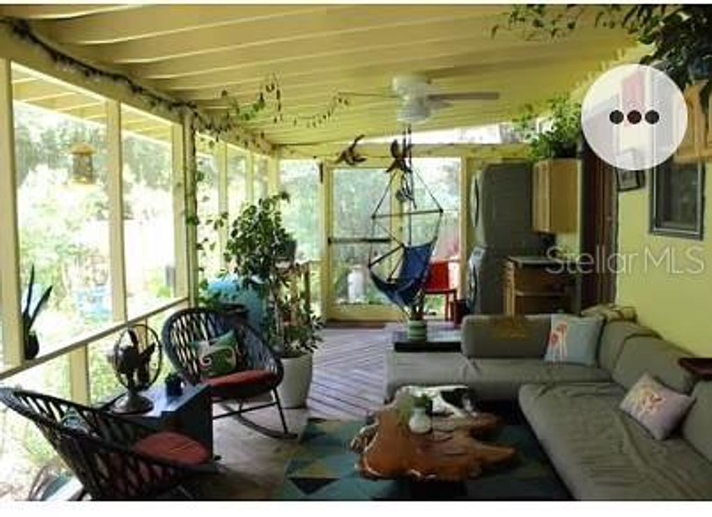 Photo of 1017 NE 8th Avenue, Gainesville, FL 32601 (MLS # GC538496)