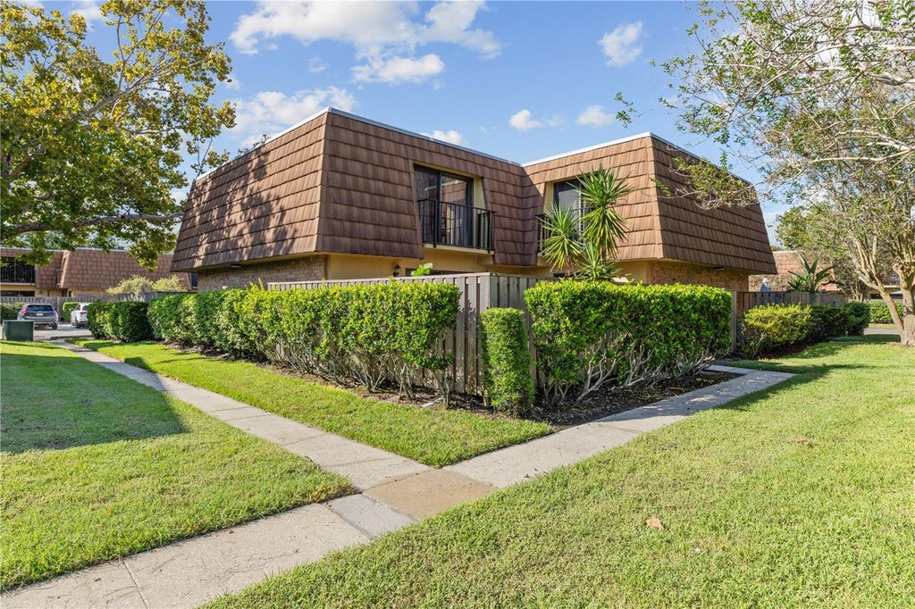 Photo of 5278 Middle Court #114, Orlando, FL 32811 (MLS # S5159453)