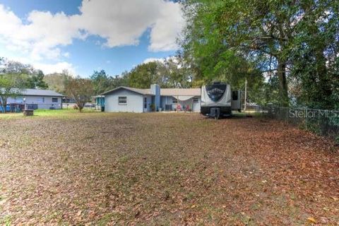 Tiny photo for 3916 NE 8th Street, Ocala, FL 34470 (MLS # OM719981)