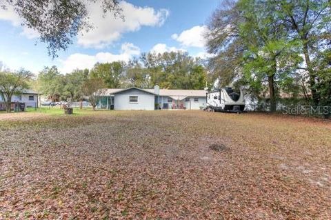 Tiny photo for 3916 NE 8th Street, Ocala, FL 34470 (MLS # OM719981)