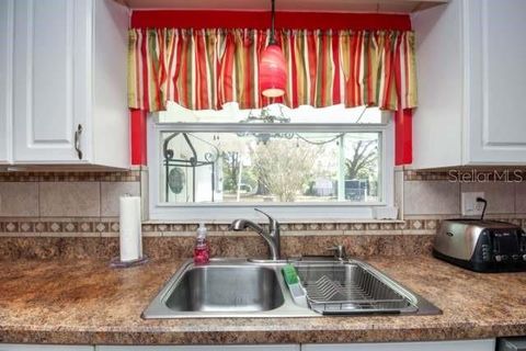 Tiny photo for 3916 NE 8th Street, Ocala, FL 34470 (MLS # OM719981)